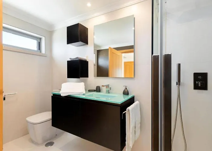 Snazzy Varandas Do Castelo By Garvetur One Bedroom Sleeps 2 Persons *