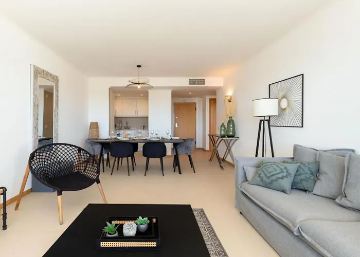 Snazzy Varandas Do Castelo By Garvetur One Bedroom Sleeps 2 Persons Albufeira