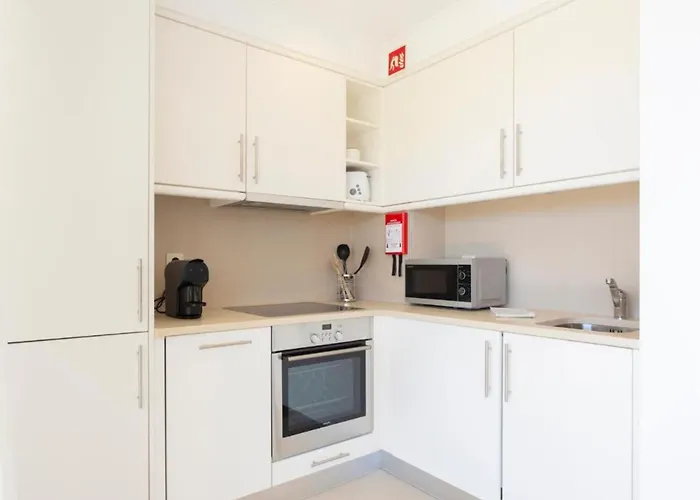 Apartamento Snazzy Varandas Do Castelo By Garvetur One Bedroom Sleeps 2 Persons *