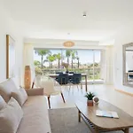 Snazzy Varandas Do Castelo By Garvetur One Bedroom Sleeps 2 Persons דירה