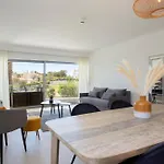 Snazzy Varandas Do Castelo By Garvetur One Bedroom Sleeps 2 Persons אלבופיירה