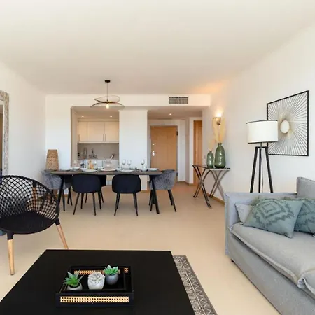 Snazzy Varandas Do Castelo By Garvetur One Bedroom Sleeps 2 Persons אלבופיירה