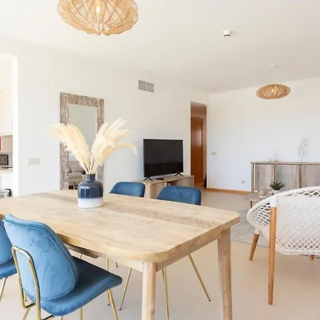 Snazzy Varandas Do Castelo By Garvetur One Bedroom Sleeps 2 Persons Apartamento