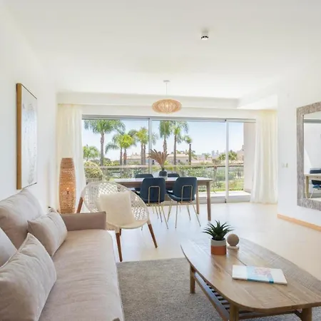 Snazzy Varandas Do Castelo By Garvetur One Bedroom Sleeps 2 Persons Apartamento