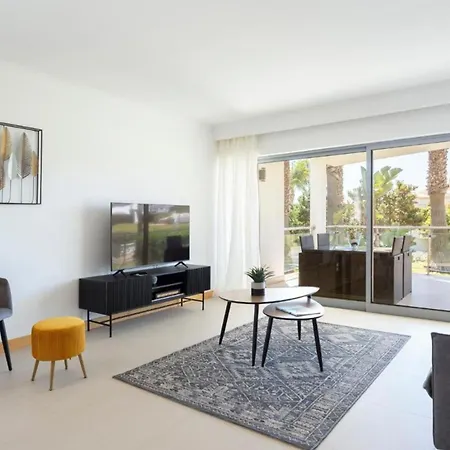 Snazzy Varandas Do Castelo By Garvetur One Bedroom Sleeps 2 Persons Appartement *