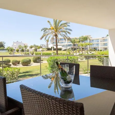 Snazzy Varandas Do Castelo By Garvetur One Bedroom Sleeps 2 Persons Appartement