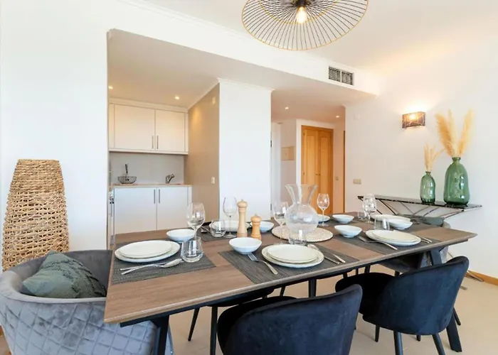 Snazzy Varandas Do Castelo By Garvetur One Bedroom Sleeps 2 Persons Apartamento *