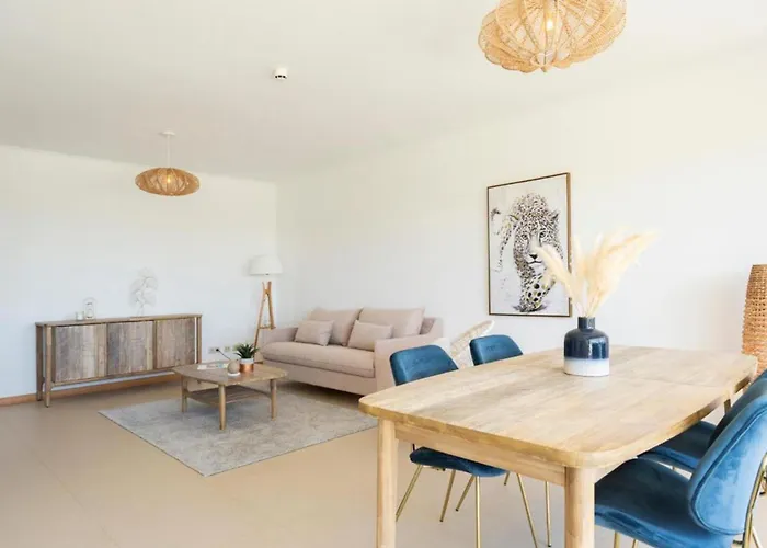 Snazzy Varandas Do Castelo By Garvetur One Bedroom Sleeps 2 Persons Apartamento