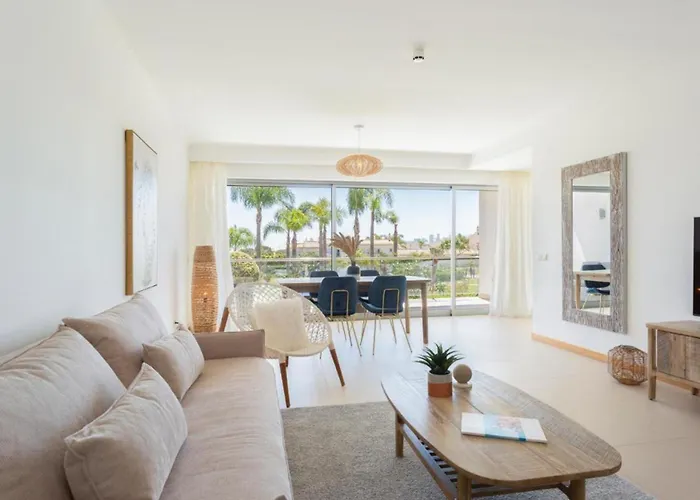 Snazzy Varandas Do Castelo By Garvetur One Bedroom Sleeps 2 Persons Apartamento